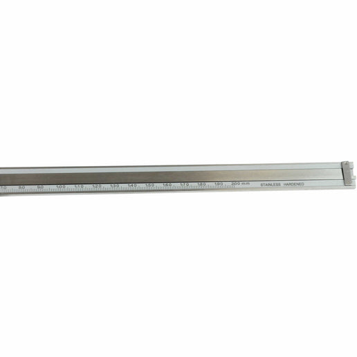 INSIZE Measuring Equipment Insize Dial Caliper 0-200mm Range Series 1312-200A